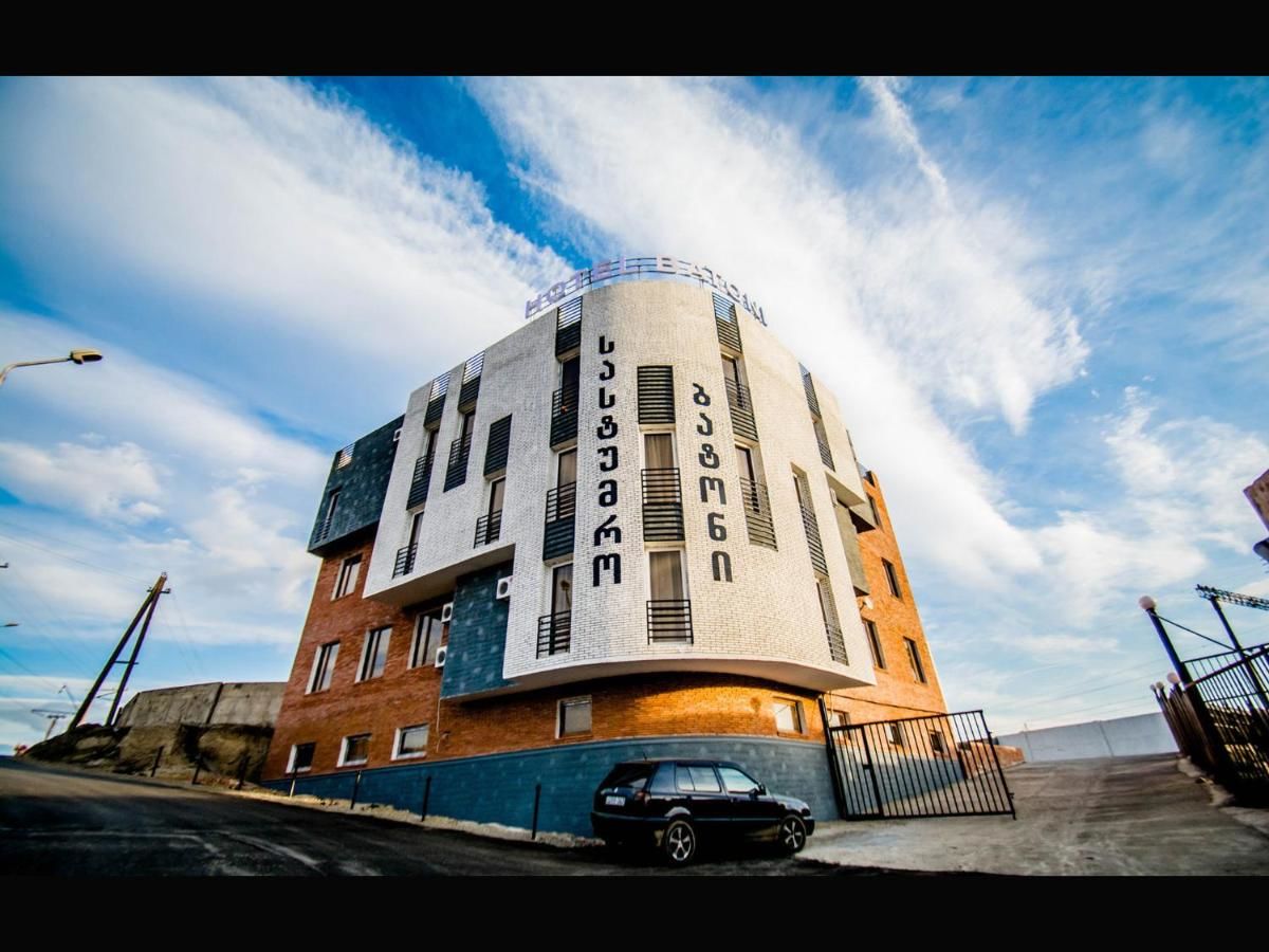 Отель Hotel Batoni Near Airport Тбилиси-8